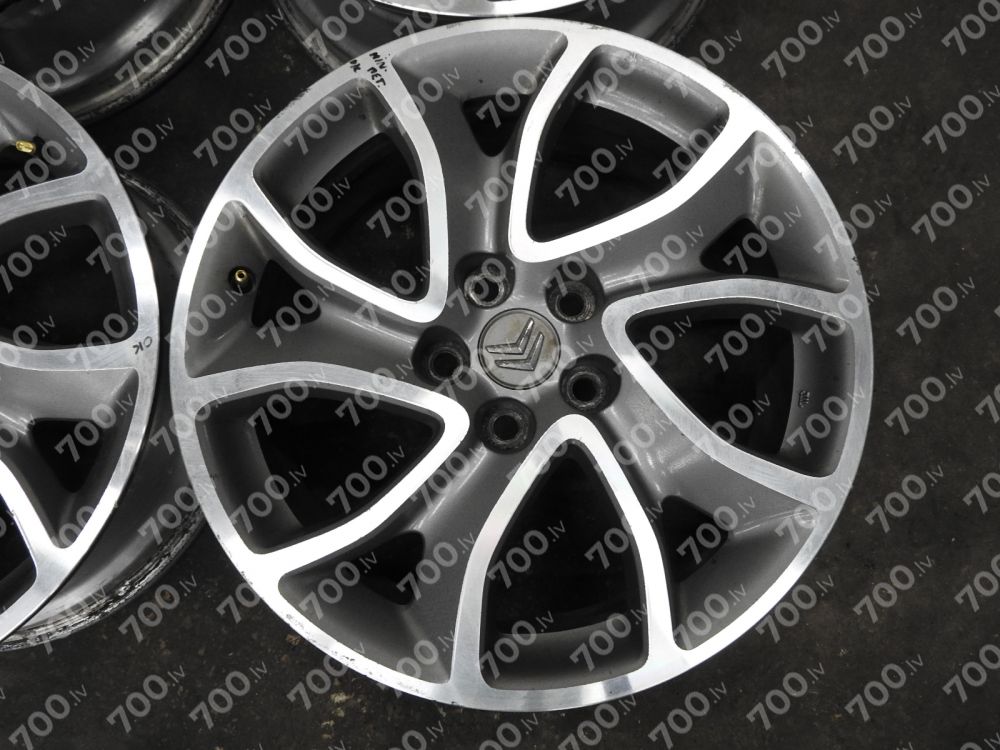 Комплект легкосплавных дисков Mitsubishi Outlander II Citroën C-Crosser r18 5x114.3 R18 7J ET38 5402T5 5402 T5 5402T5