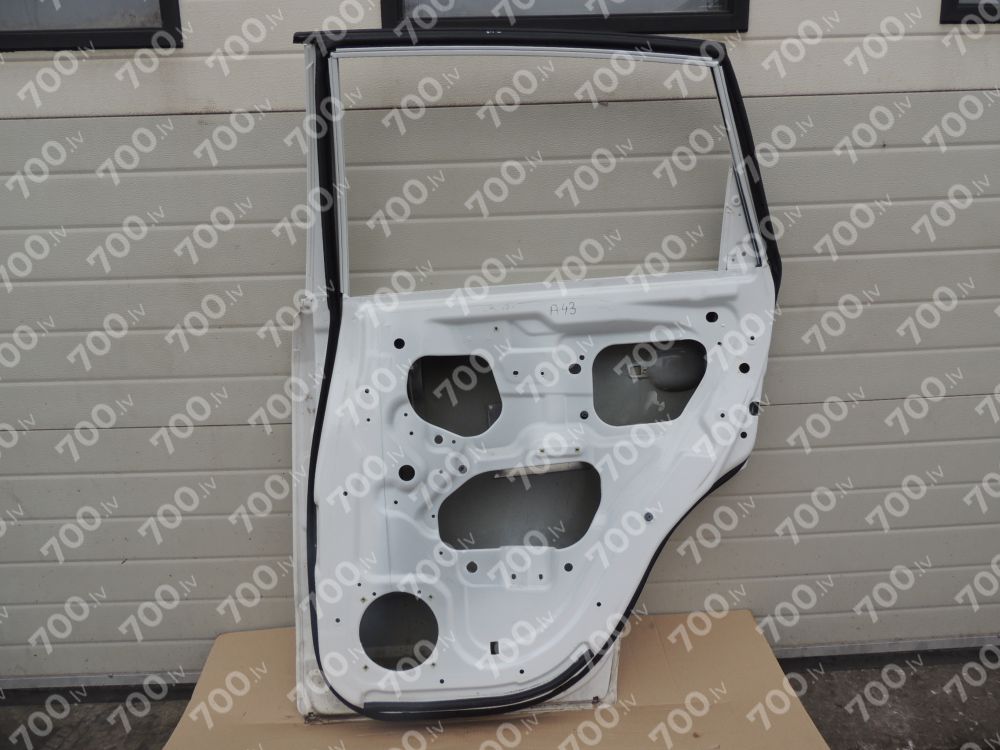 Opel Antara Aizmugurējās Labās Durvis Krāsas kods - GAZ / 40R Schneeweiss 95158641 4819723 95416997 4820967 95158641 4819723 95416997 4820967 95158641 4819723 95416997 4820967 GAZ 40R Schneeweiss