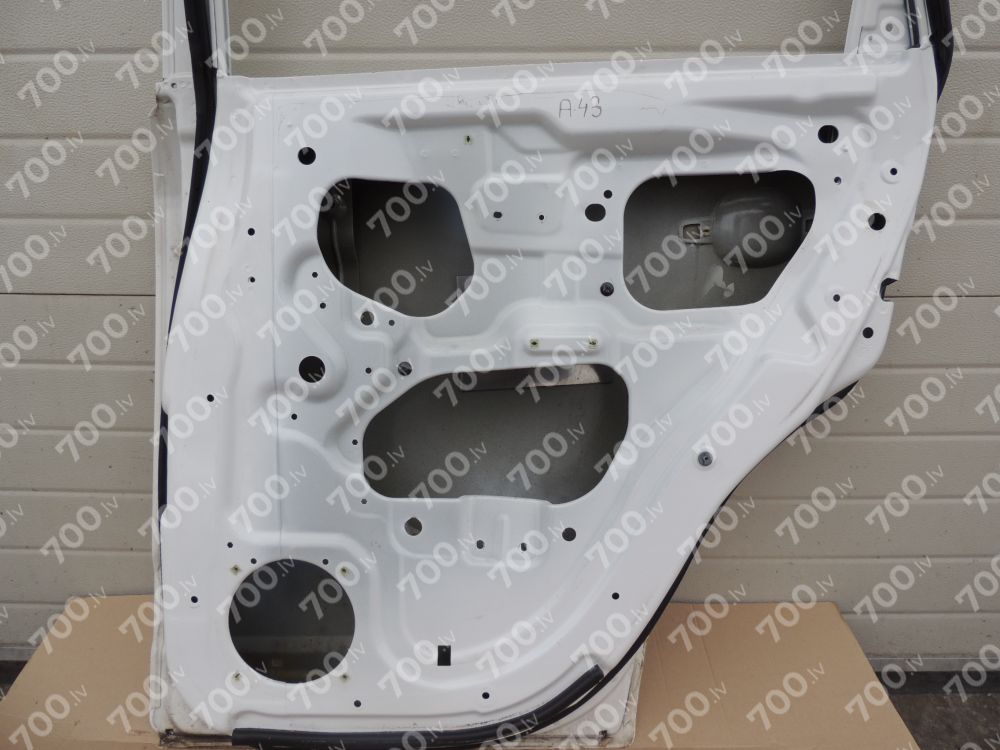 Opel Antara Aizmugurējās Labās Durvis Krāsas kods - GAZ / 40R Schneeweiss 95158641 4819723 95416997 4820967 95158641 4819723 95416997 4820967 95158641 4819723 95416997 4820967 GAZ 40R Schneeweiss