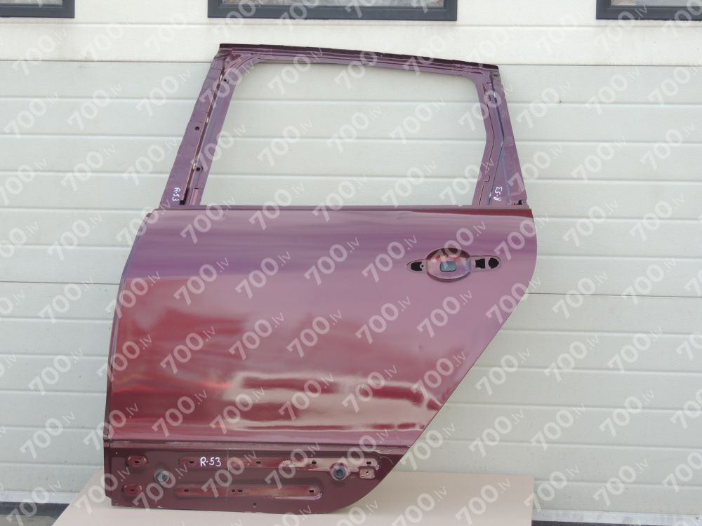 Renault Grand Scenic III Aizmugurējās Kreisās Durvis - Krāsas kods - KTENNM - Damask Red 821019679R KTENNM Damask Red 821019679R, KTENNM, Damask Red