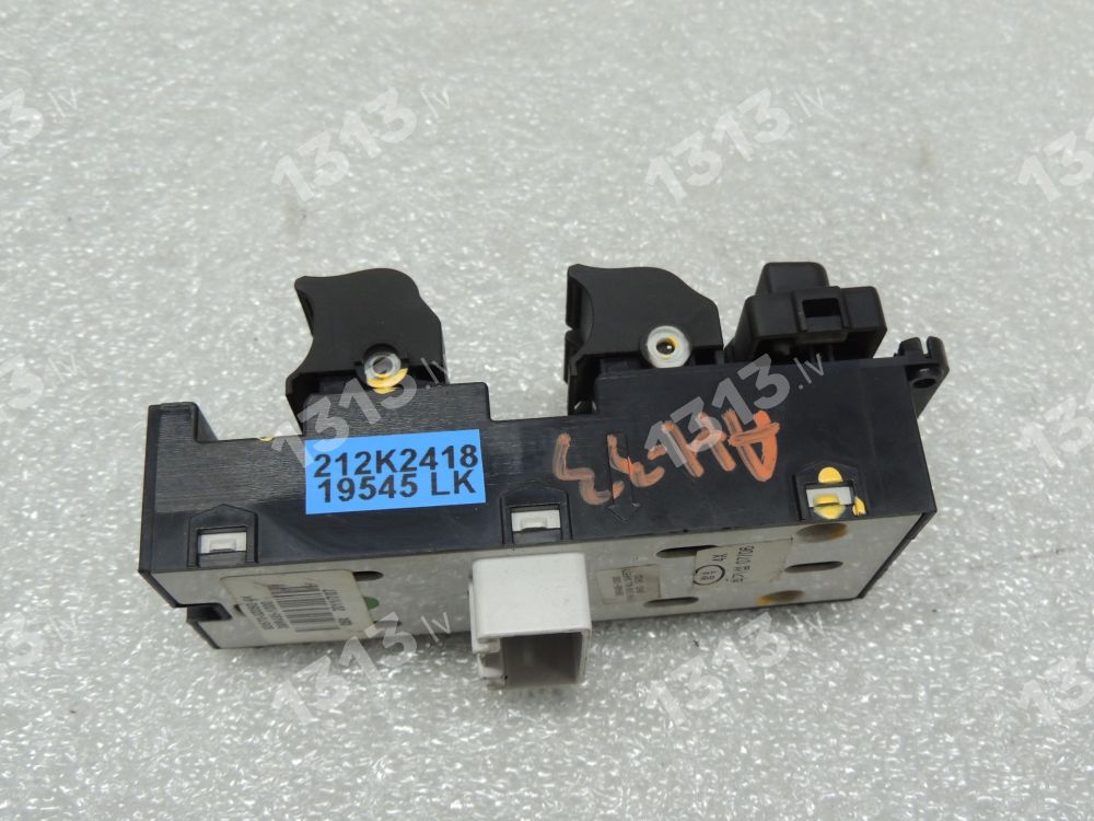 Hyundai I40 Slēdzis stiklu pacēlāju priekšējais kreisais 93570-3Z050 93570-3Z050 935703Z050 93570 3Z050 93570 3Z2504X 93570-3Z2504X 935703Z2504X 93570-3Z0504X 935703Z0504x