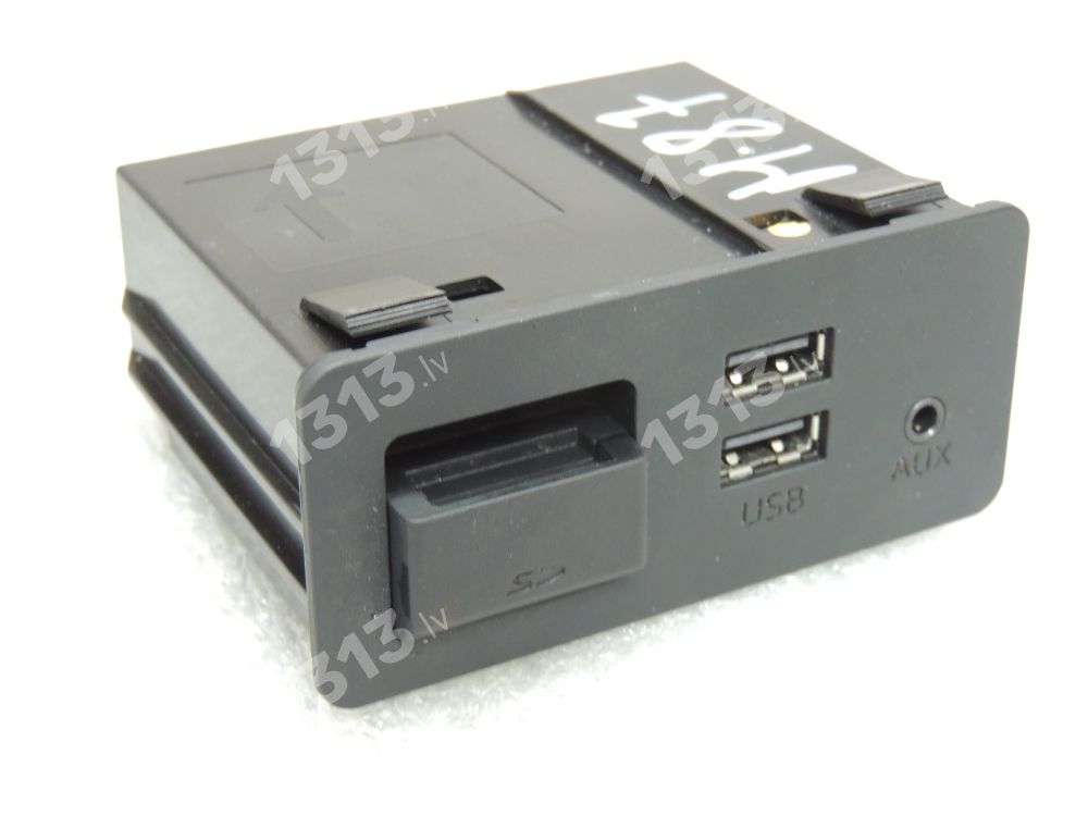 Mazda 6 GJ1 USB ports savienojuma SD Karšu lasītājs D09H-669U0 D09H-669U0 D09H669U0 D09H-66-9U0 D09H-669U0, D09H669U0, D09H-66-9U0