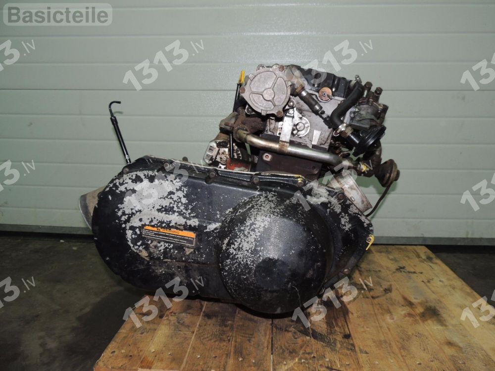 Arctic Cat 700D dīzelis Kohler dzinējs ar ātrumkārbu motors KDW702 Arctic Cat 700D Kohler KDW702