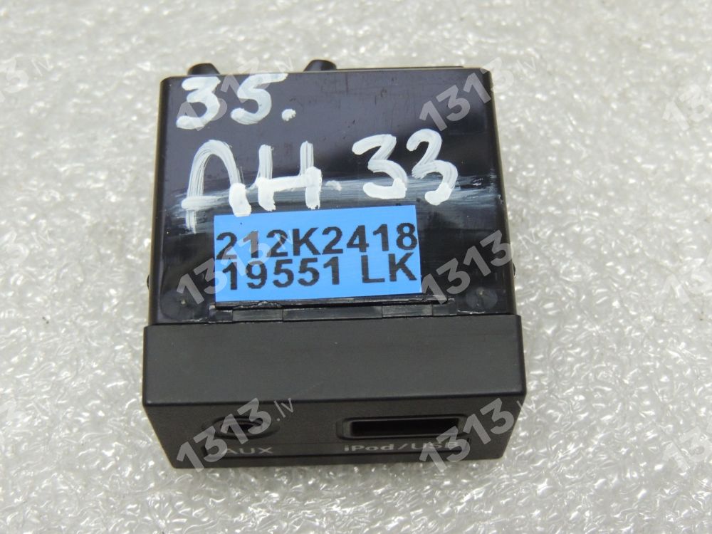 Hyundai I40 CW гнездо подключение aux usb 96120-3Z5004X 96120-3Z5004X 961203Z5004X 961203Z500 96120-3Z500