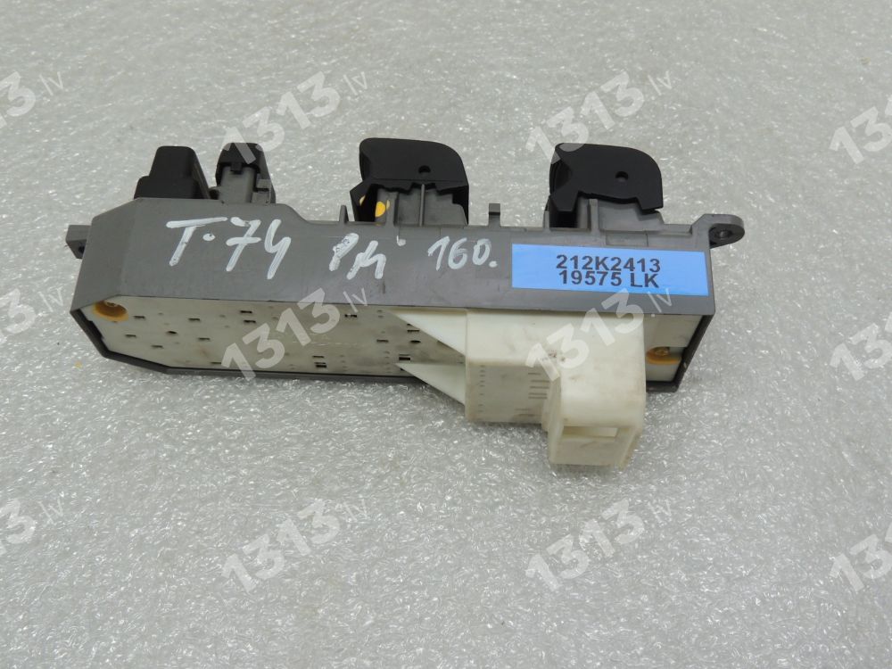 Toyota Corolla E18 Переключатель Блок управления стеклоподъемниками 84820-02320 84820-02320 8482002320